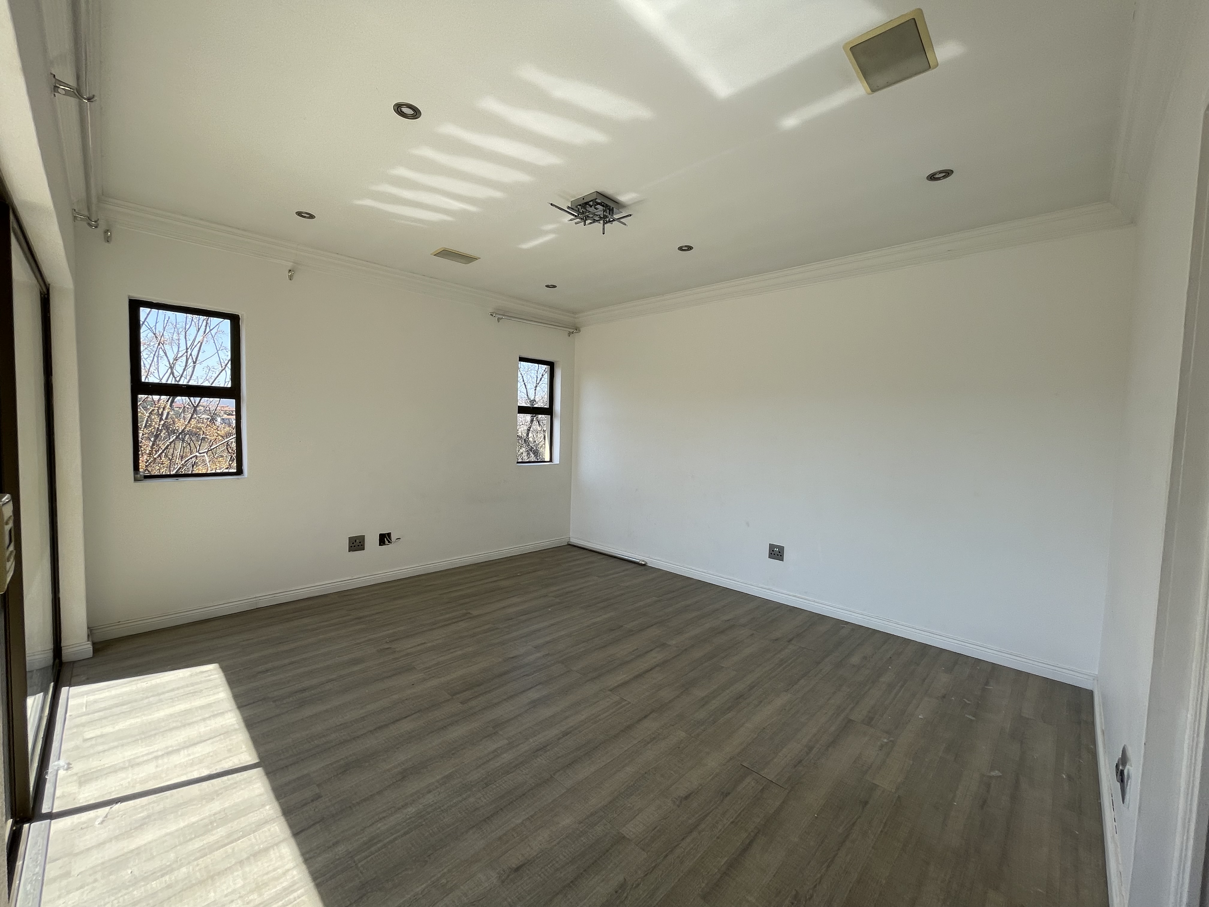 To Let 4 Bedroom Property for Rent in Birdwood Estate North West